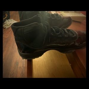 Jordan Retro 11 Cap n Gown Black/Black